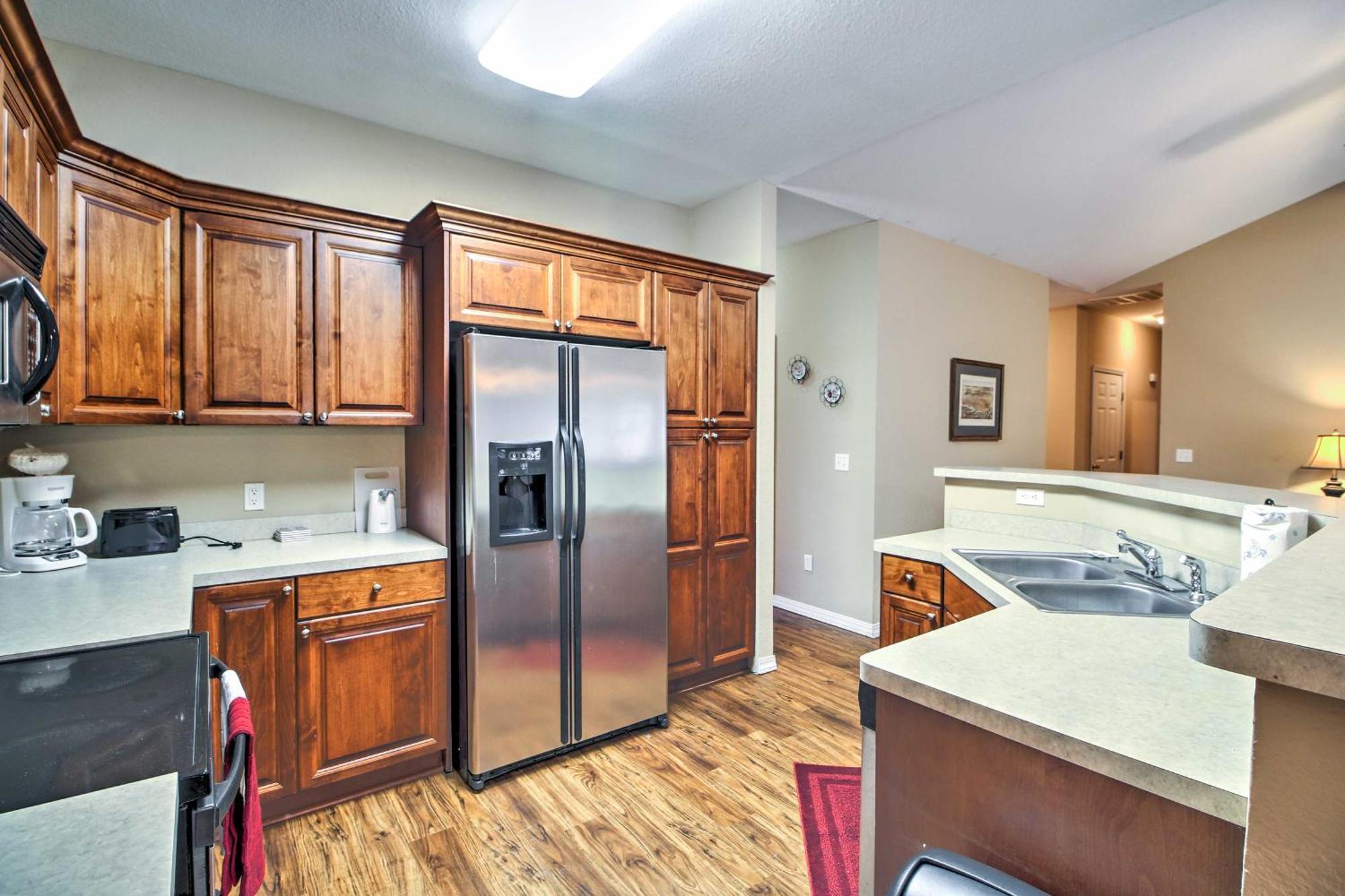 Branson Home With Deck Walk To The Strip And Creek! Exteriör bild