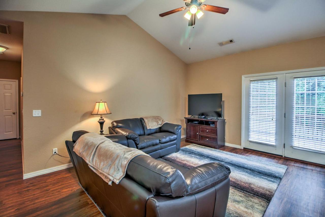Branson Home With Deck Walk To The Strip And Creek! Exteriör bild
